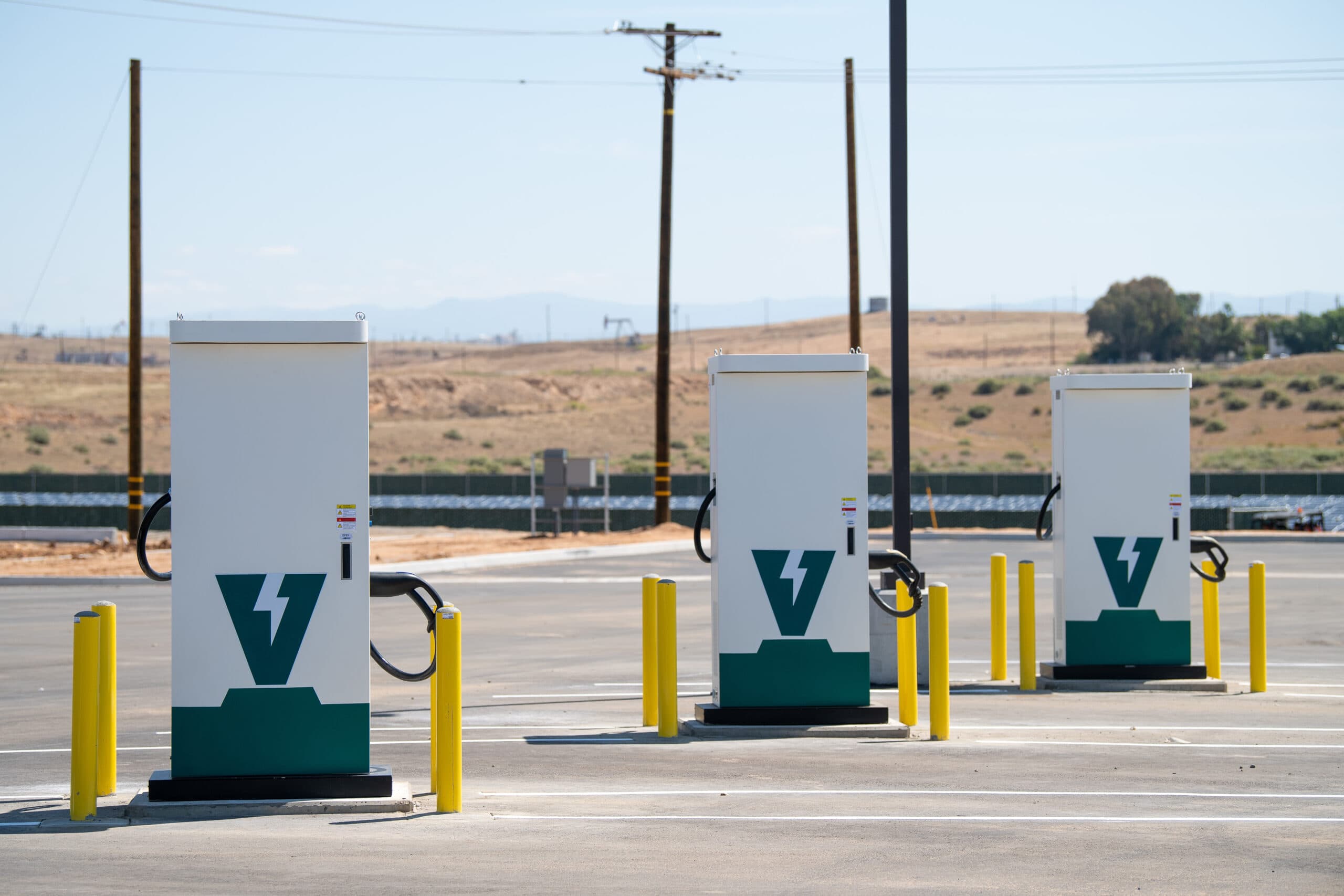 Megawatt Charging Systems (MCS): How 30-Minute Charging Will Transform Freight